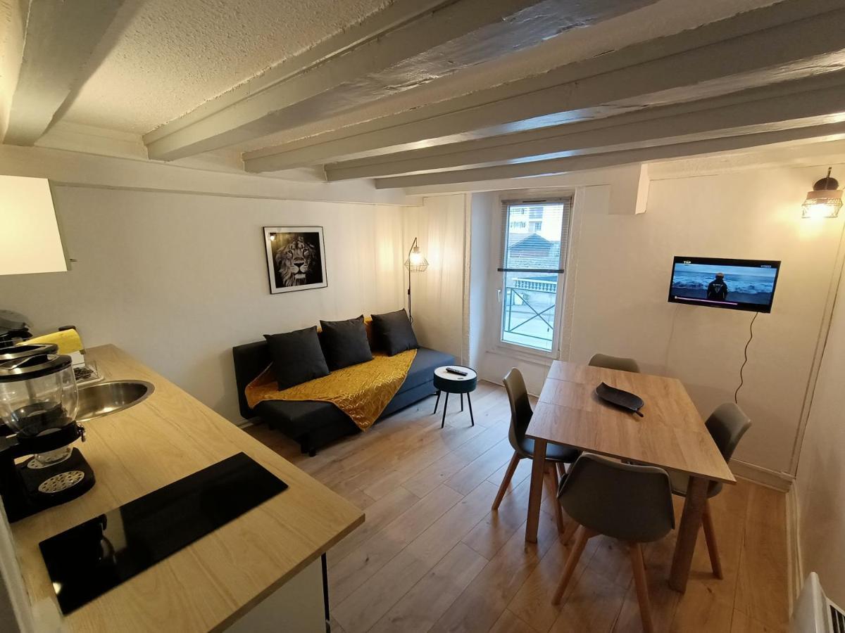 Cosy T2 Apartment Montbrison Exterior photo